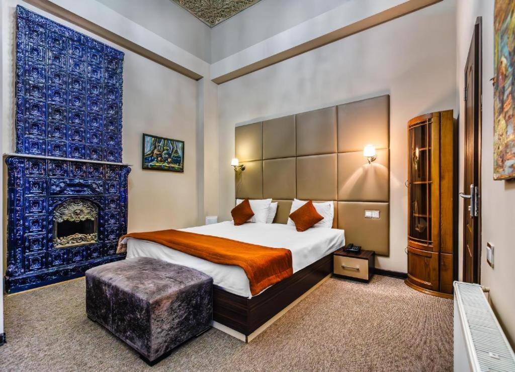 Garden Inn Nizami Hotel Baku Exteriör bild